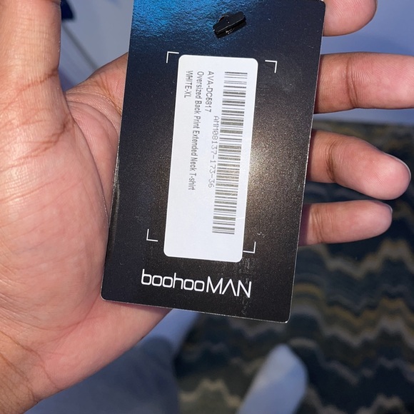 White tee - Picture 3 of 3